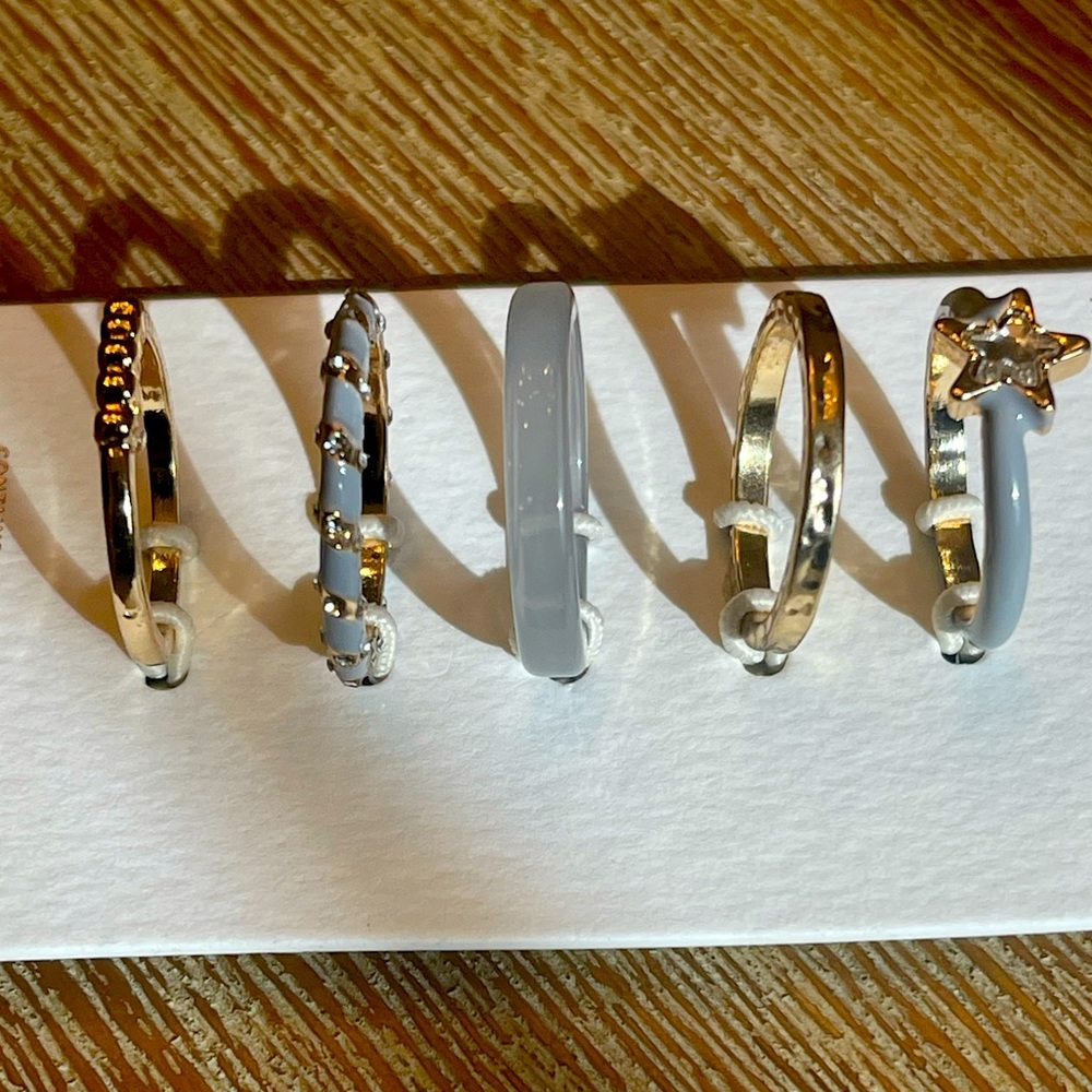 AOE Wintery Gold Rings…5-Pack Set